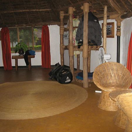 Honey Badger Lodge Moshi Pokój zdjęcie
